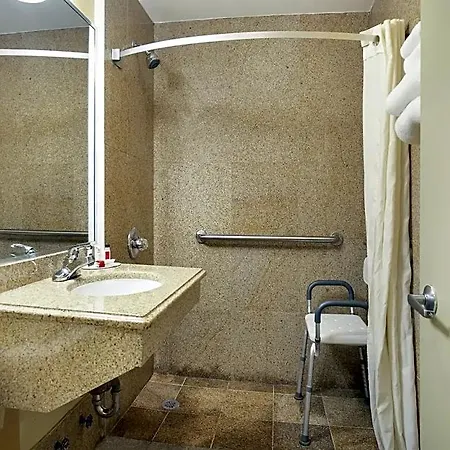 Quality Jfk Airport Rockaway Blvd Hotel