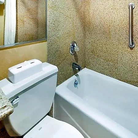 Quality Jfk Airport Rockaway Blvd Hotel
