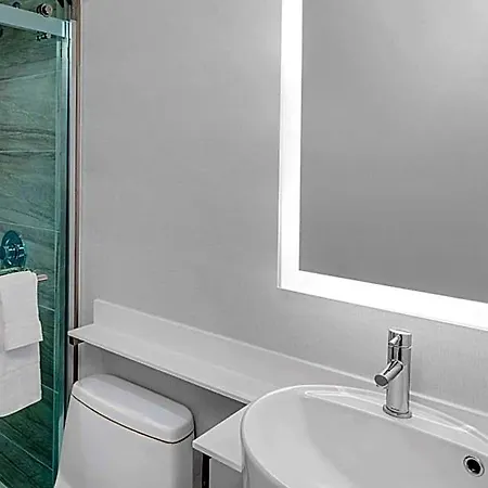 Doubletree By Hilton Times Square South 4* New York