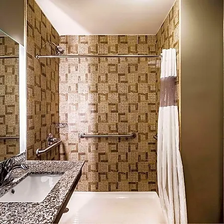 La Quinta By Wyndham Brooklyn Hotel 3*