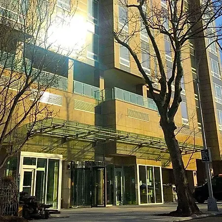 Wyndham Garden Fresh Meadows Flushing