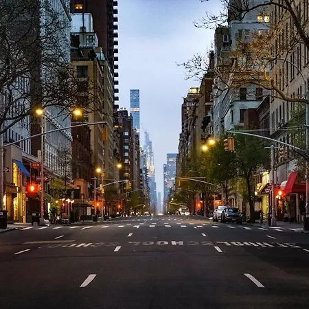 Apartment Close To Park, Lenox Hill & Ny Presbyterian New York
