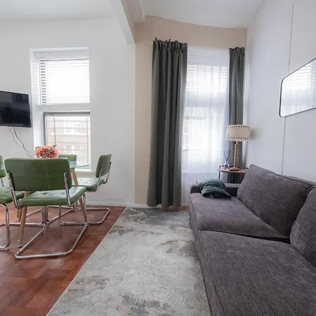 Apartment Sunlit 2br Park North Elevator & Laundry