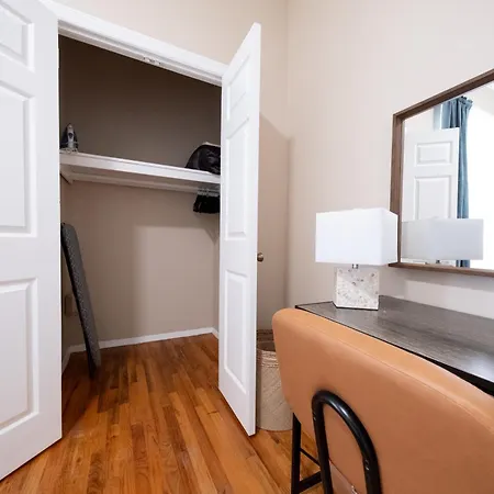 Apartment Sunlit 2br Park North Elevator & Laundry *