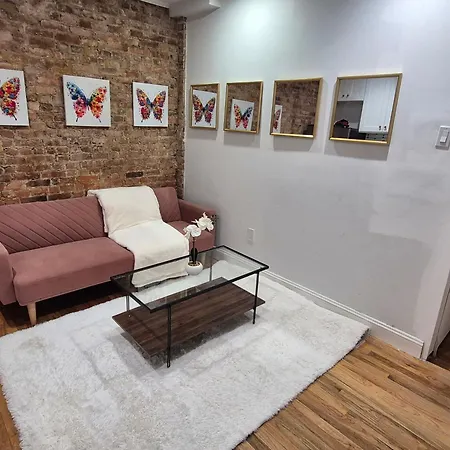 Relax And Unwind At Chic Bed-stuy Brownstone * New York