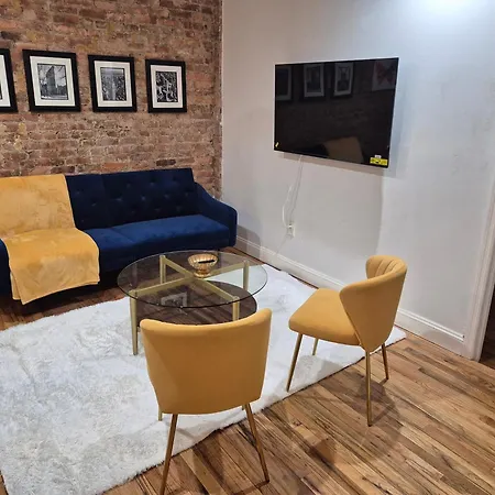 Relax And Unwind At Chic Bed-stuy Brownstone * New York