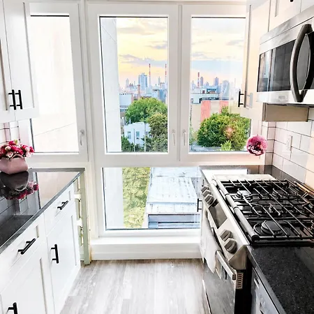 Lic Modern Minutes To Manhattan * New York
