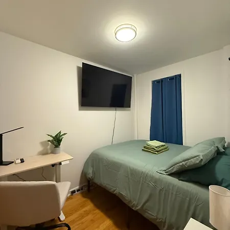 The Atlas - Shared Guest house New York