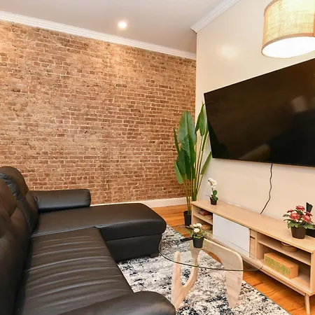 Cozy 2br Haven Right Above Park Aparthotel New York