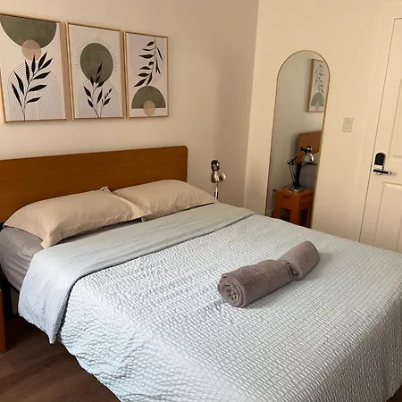 Guest house The Revival Near Times Square New York
