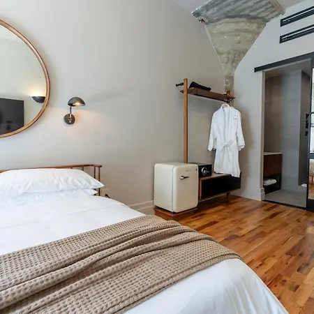 Sela V Hotel 5*