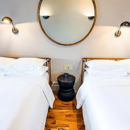 Hotel Sela V