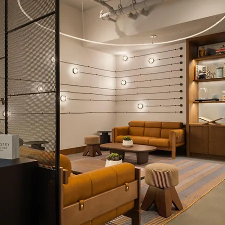 38 City, Tapestry Collection By Hilton Hotel