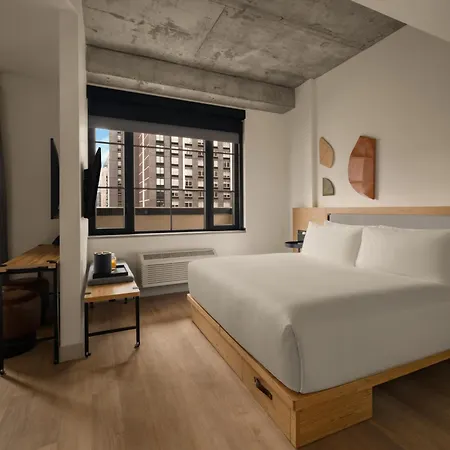 38 City, Tapestry Collection By Hilton
