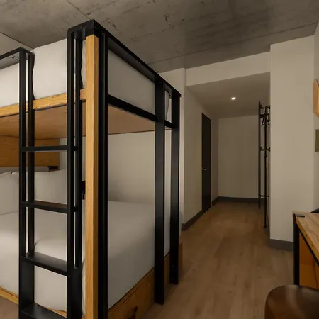 38 City, Tapestry Collection By Hilton 4* New York