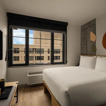 38 City, Tapestry Collection By Hilton