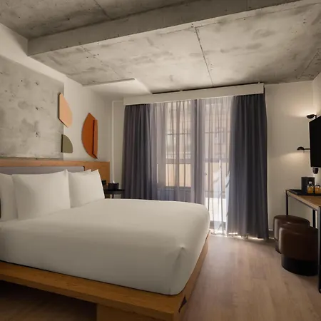38 City, Tapestry Collection By Hilton Hotel New York