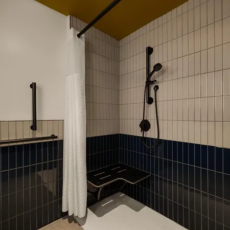Hotel 38 City, Tapestry Collection By Hilton 4*