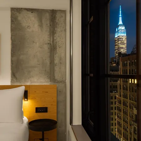 38 City, Tapestry Collection By Hilton