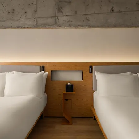 38 City, Tapestry Collection By Hilton Hotel New York