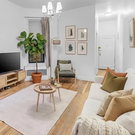Charm 2bd In Upper East Side With Backyard * New York