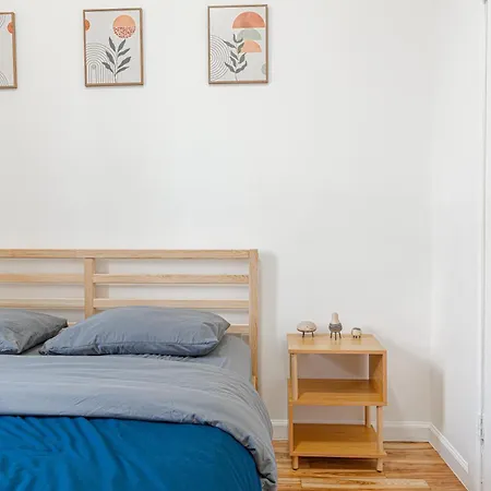 Modern 2br Near Laguardia & Subways