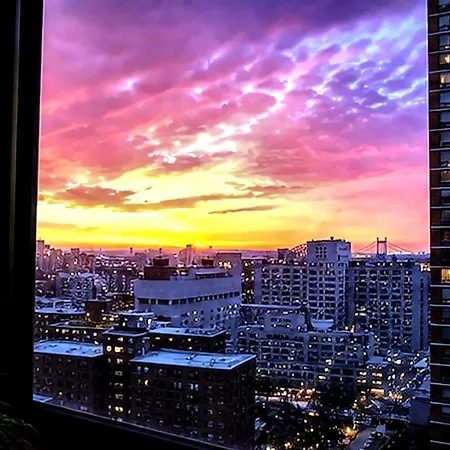 Homestay In Nyc Steps Away From Park
