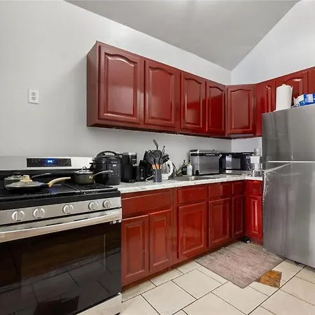 Spacious 3br Bronx 2ba Near Yankee Stadium & Nyc Holiday home New York