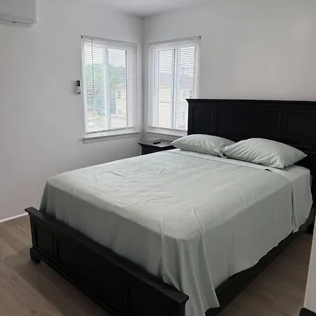 Cozy Queens Ny Near Jfk Sleeps 4 Comfortable 3 Bedroom With Great Wifi Quiet Residential Location
