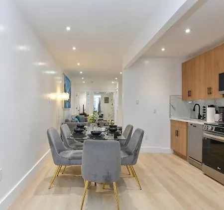Modern Chic 3br-heart Of Fidi Seaport *