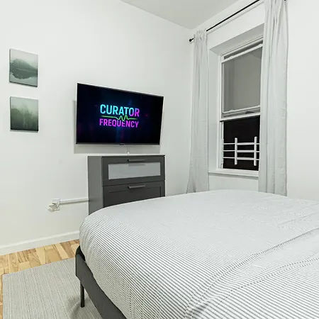 Aparthotel Modern 2br Near Laguardia & Subways New York