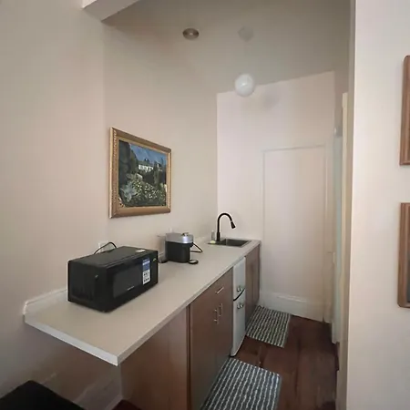 Guest house Friends & Family - Harlem New York