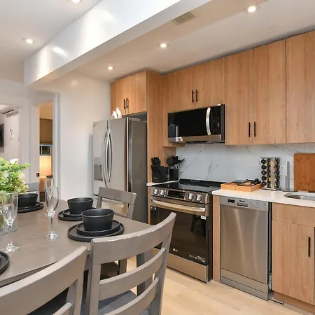 The Pearl-3br 2 Bath Boutique Nyc Aparthotel