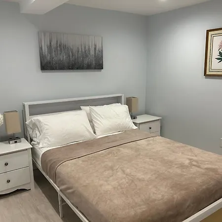 Minutes From Manhattan 2-bedroom In Lic Astoria Queens New York