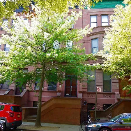 Lovely Brownstone In W Harlem 4 Bdr 3 Bath Garden Holiday home *