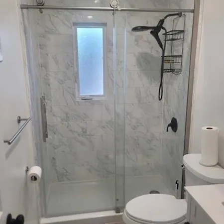 Cozy Queens Ny Near Jfk Sleeps 4 Comfortable 3 Bedroom With Great Wifi Quiet Residential Location New York