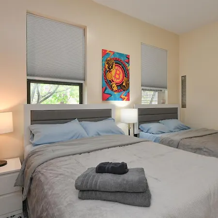 Cozy 2br Haven Right Above Park Aparthotel New York