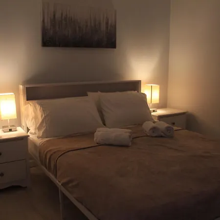 Minutes From Manhattan 2-bedroom In Lic Astoria Queens