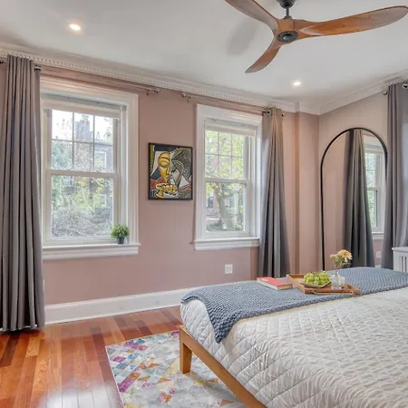 4Br Near Prospect Park Off-Street Parking Outdoor Space 3 Kings, 1 Queen Country house New York