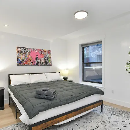 The Pearl-3br 2 Bath Boutique Nyc New York