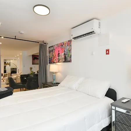 Luxury 3br Waterfront Escape In Fidi Seaport Aparthotel *