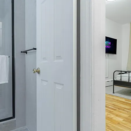 Aparthotel Modern 2br Near Laguardia & Subways