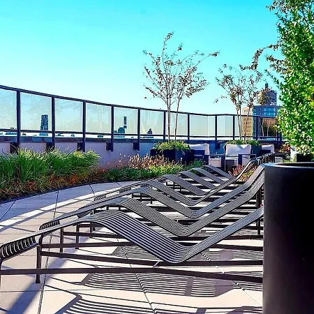 In Nyc Steps Away From Park Homestay New York