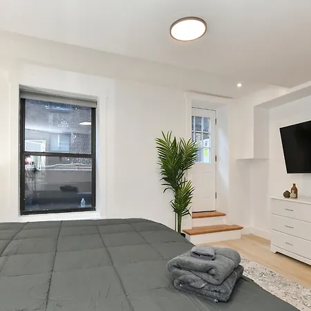 The Pearl-3br 2 Bath Boutique Nyc Aparthotel