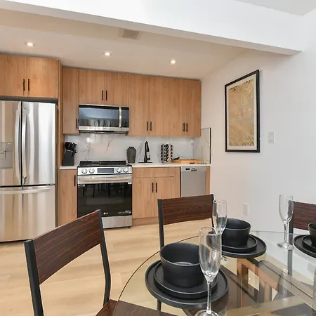 Aparthotel The Minute -3 Bedrooms -sleeps 13 *