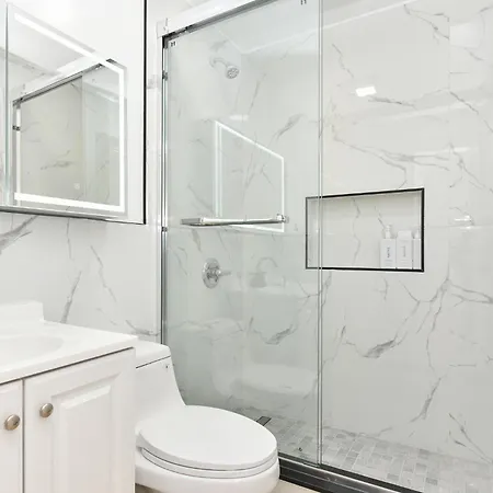 Aparthotel Designer Seaport - Sleeps 14 New York