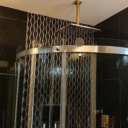 Luxury Pre-war Townhouse Bronx 5br Holiday home New York