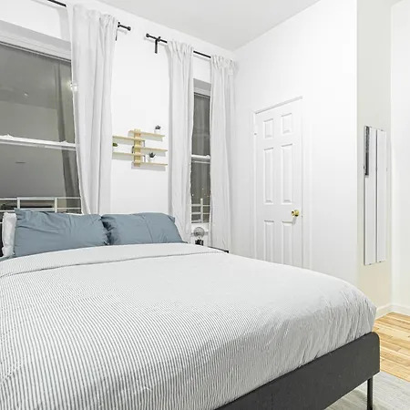 Aparthotel Modern 2br Near Laguardia & Subways