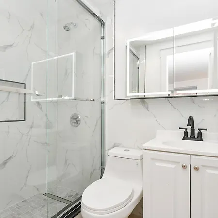 Luxury 3br Waterfront Escape In Fidi Seaport