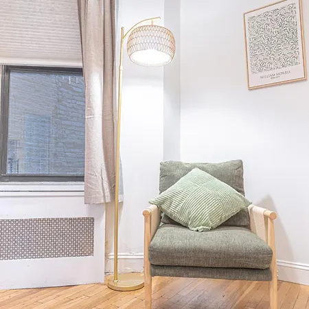 Charm 2bd In Upper East Side With Backyard New York